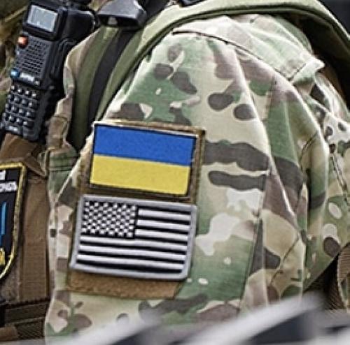 На Украину в большом числе прибывают иностранные военные 