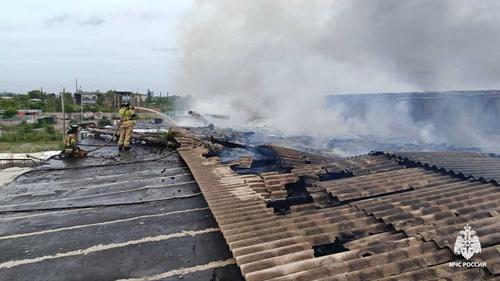 В Хабаровском крае загорелся склад