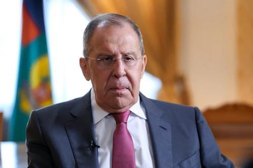 Лавров заявил, что Россия не пойдет на капитуляцию перед Украиной