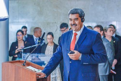 Песков: визит Мадуро в Москву состоится в удобные для обоих лидеров сроки