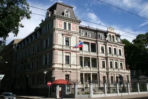 Закроет ли Латвия Посольство РФ в Риге?