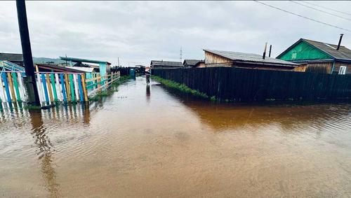 Начало августа в Бурятии: дома ушли под воду и на федеральной трассе потоп