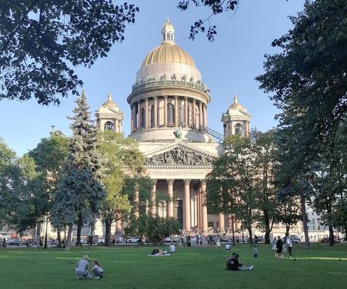 Власти Петербурга сообщили, что летом в городе не было массовых беспорядков и межнациональных конфликтов