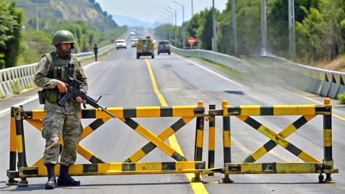 В Крыму учатся бороться с небольшими диверсионными группами