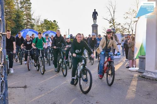 В Хабаровске прошел велопробег по памятным местам