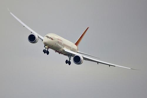 Для Boeing 787 Dreamliner поставляли плохие детали