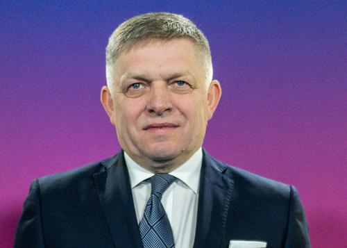 Фицо заявил, что Зеленский боится завершения конфликта