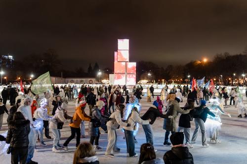 В Парке Горького открылся 93-й ледовый сезон