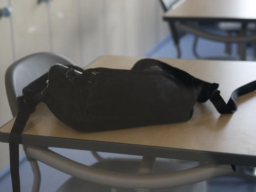 Поисковики больше суток ищут пропавшую несовершеннолетнюю девушку в Петербурге