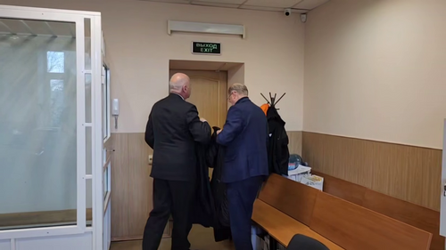 Суд назначил экс-главе Красносельского района запрет определенных действий