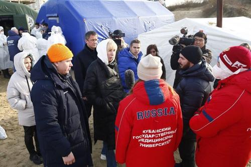 Студенты КубГМУ принимают участие в медпатрулях на местах ликвидации разлива мазута