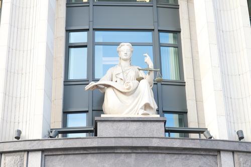 Суд приговорил пятерых организаторов незаконной миграции к условному сроку 