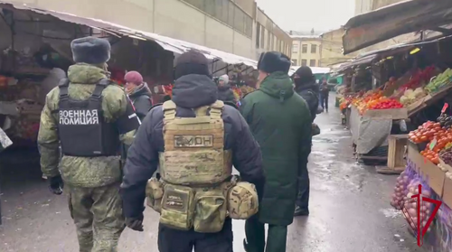 Военная полиция Петербурга выявила 22 мигрантов, не вставших на воинский учет