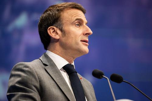 Макрон: Франция и Британия предлагают ввести месячный мораторий на Украине