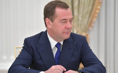 Медведев назвал «пустышкой» посвященный Украине саммит европейских лидеров в Лондоне