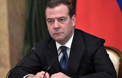 Медведев: в Европе зреет настоящий глобалистский антитрамповский заговор
