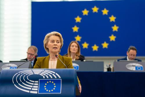 Фон дер Ляйен заявила, что Евросоюз хочет мира на Украине через силу