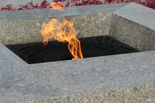 Жителя Колпино задержали за осквернение мемориала «Вечный огонь»   
