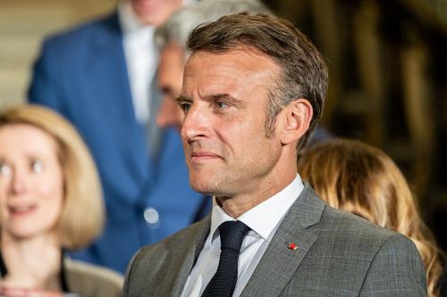 Макрон поддержал предложение о 30-дневном перемирии на Украине
