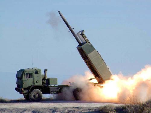 CNN: артиллерийские снаряды, противотанковое оружие и боеприпасы для HIMARS снова отправляются на Украину