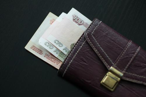 Женщине вынесли приговор в Петроградском районе за взятку в 500 тысяч рублей
