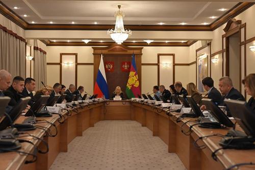 Вице-губернатор Краснодарского края Анна Минькова провела заседание комиссии по делам несовершеннолетних