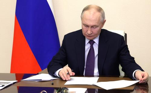 Путин рассказал, что будет входить в зону ответственности назначенного замкомандующим ВМФ РФ Гудкова