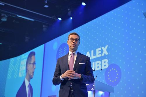 Стубб: тема отправки западных войск на Украину стала символической дискуссией, «которая совершенно отклонилась от курса»