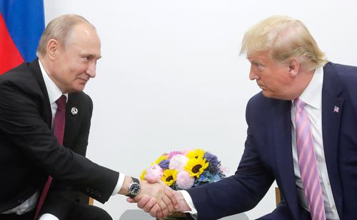Британский журналист Джей: Трампу лучше самому приехать в Москву на переговоры с Путиным