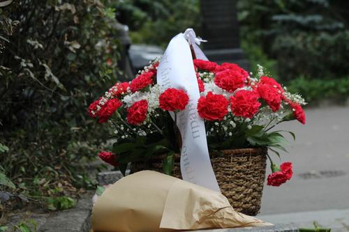 Прокуратура выявила незаконное использование земель на кладбищах Петербурга