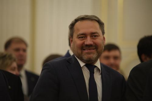 Двое из пяти вероятных «почетных граждан» Петербурга сняли свои кандидатуры