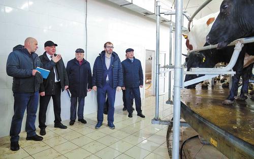 Аграриям Приангарья напомнили об эффективности и пообещали защиту