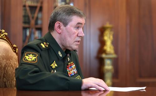 Герасимов доложил Путину о завершении операции по освобождению Курской области