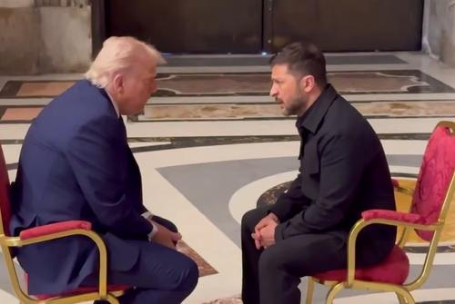 Уолтц: на встрече с Зеленским в Ватикане настоял Трамп