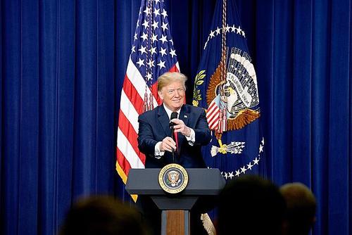 Американист Алхименков сообщил, что Трамп признает Путина сильным лидером