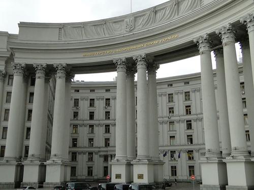 Украина вышлет двух венгерских дипломатов на фоне шпионского скандала