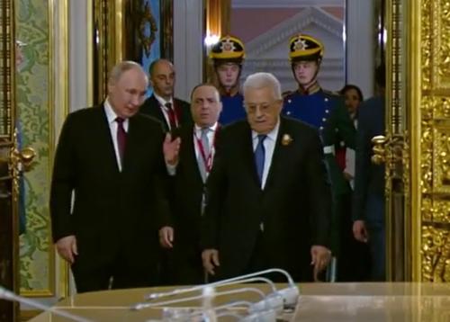 Путин проводит встречу с президентом Палестины Аббасом