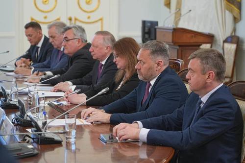 Смольный предложил Венесуэле совместные проекты в сфере промышленности