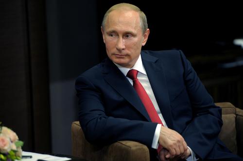 Ушаков рассказал, о чем говорили Трамп и Путин
