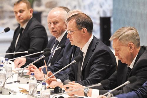 Когда Стармер блудит, а Макрон нюхает – Запад теряет Украину