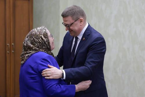 Жительница Челябинской области продала драгоценности, чтобы купить одежду бойцам СВО