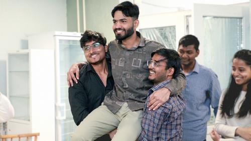 Индийцам в Крыму доказали, что язык не главное Индийцам в Крыму доказали, что язык не главное