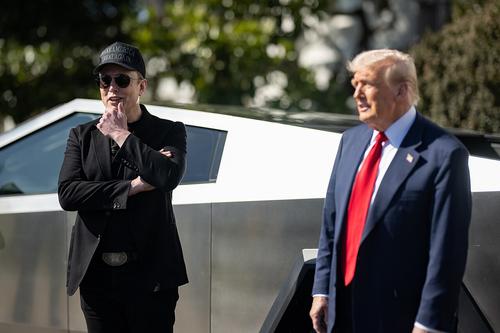 Трамп заявил, что разочарован Маском, в ответ тот обвинил президента во лжи