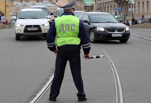 В Петербурге возбуждено дело о даче взятки сотруднику ДПС