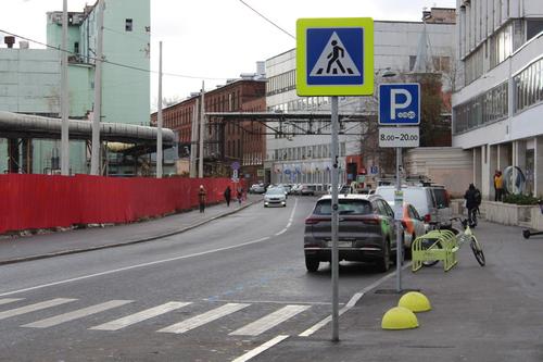 В Петербурге обсуждают повышение платы за парковку до 360 рублей в час