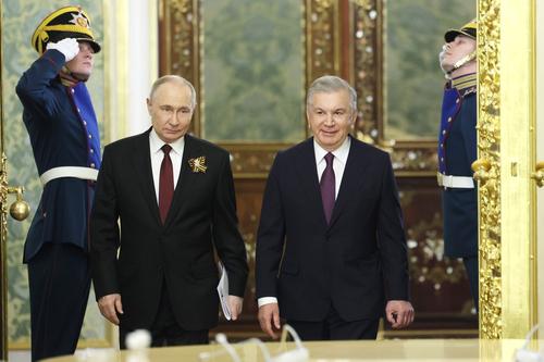 Путин созвонился с Мирзиёевым