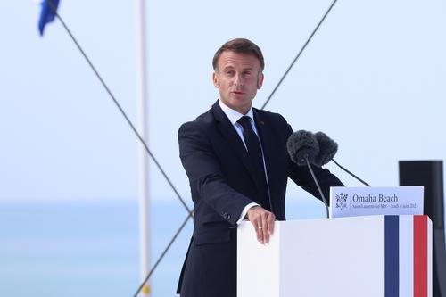 Макрон заявил, что не желает превращения Гренландии в зону конфронтации с США
