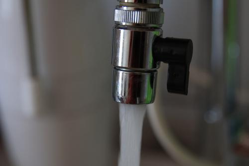 Женщина получила компенсацию за затопление квартиры при помощи прокуратуры