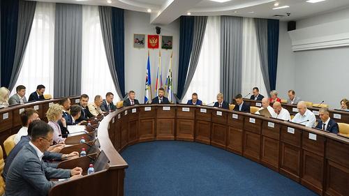 Главные темы с недавних заседаний в Думе областного центра Приангарья