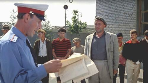 Вопрос: «Ну, граждане алкоголики, хулиганы, тунеядцы... Кто хочет сегодня поработать?» — в России пока не прозвучит